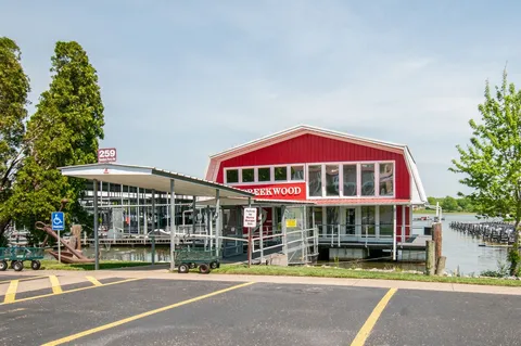 $250,000 | 250 Sanders Ferry Road, Unit 5, Hendersonville, TN 37075