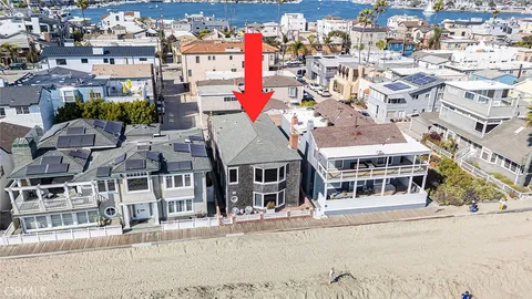 $2,875,000 | 6421 East Seaside Walk, Long Beach, CA 90803