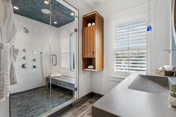 $3,125,000 | 761 10th Street Southeast, Washington, DC 20003