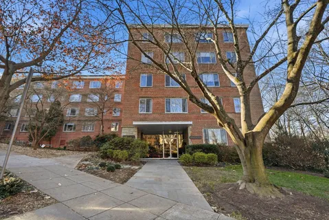 $175,000 | 4100 W Street Northwest, Unit 203, Washington, DC 20007