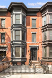 $1,599,000 | 695 Degraw Street, Unit 2 | Park Slope
