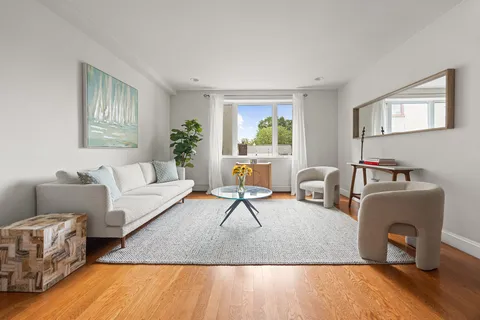 $999,000 | 480 Eastern Parkway, Unit 3R | Crown Heights