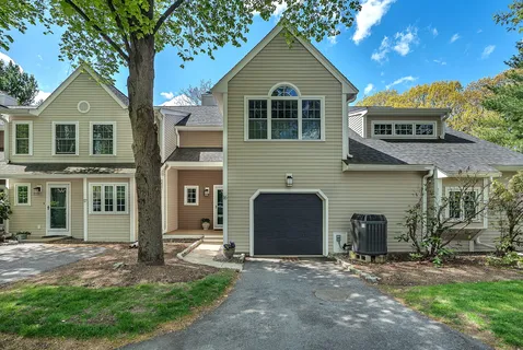$850,000 | 160 Pine Street, Unit 16, Auburndale, MA 02466