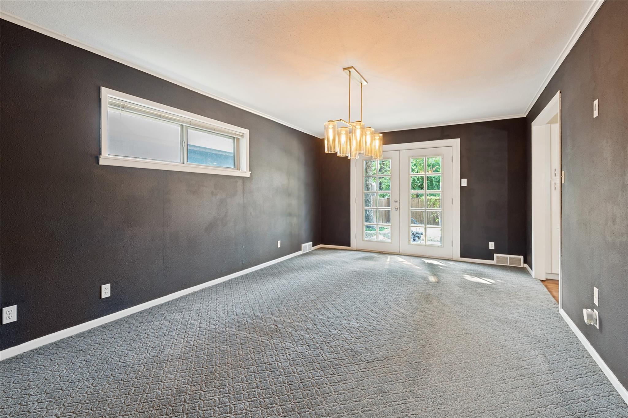 8030 Hunnicut Road Dallas, TX 75228 - Photo 19 of 30 Gallery Image 19