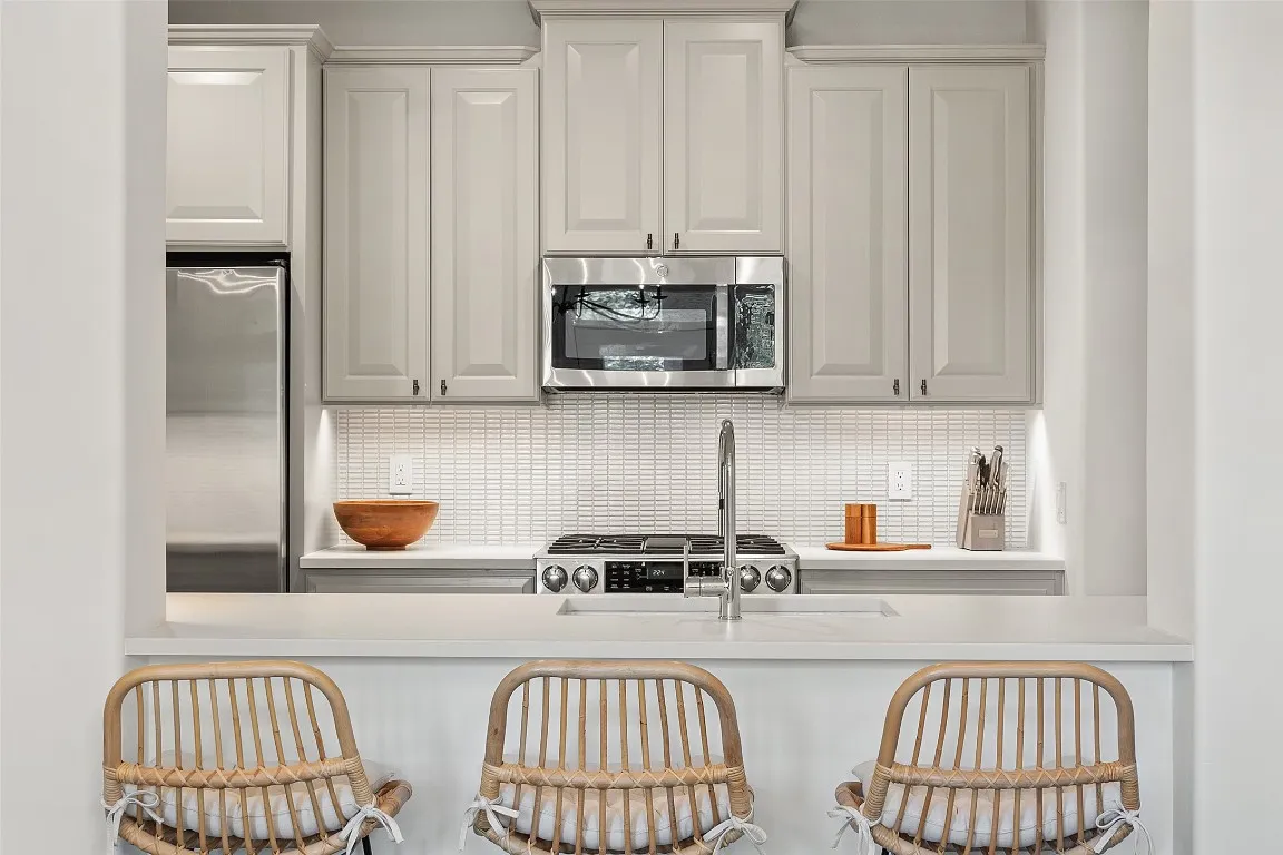 $1,100,000 | 2226 Westlake Drive, Unit 1, Austin, TX 78746