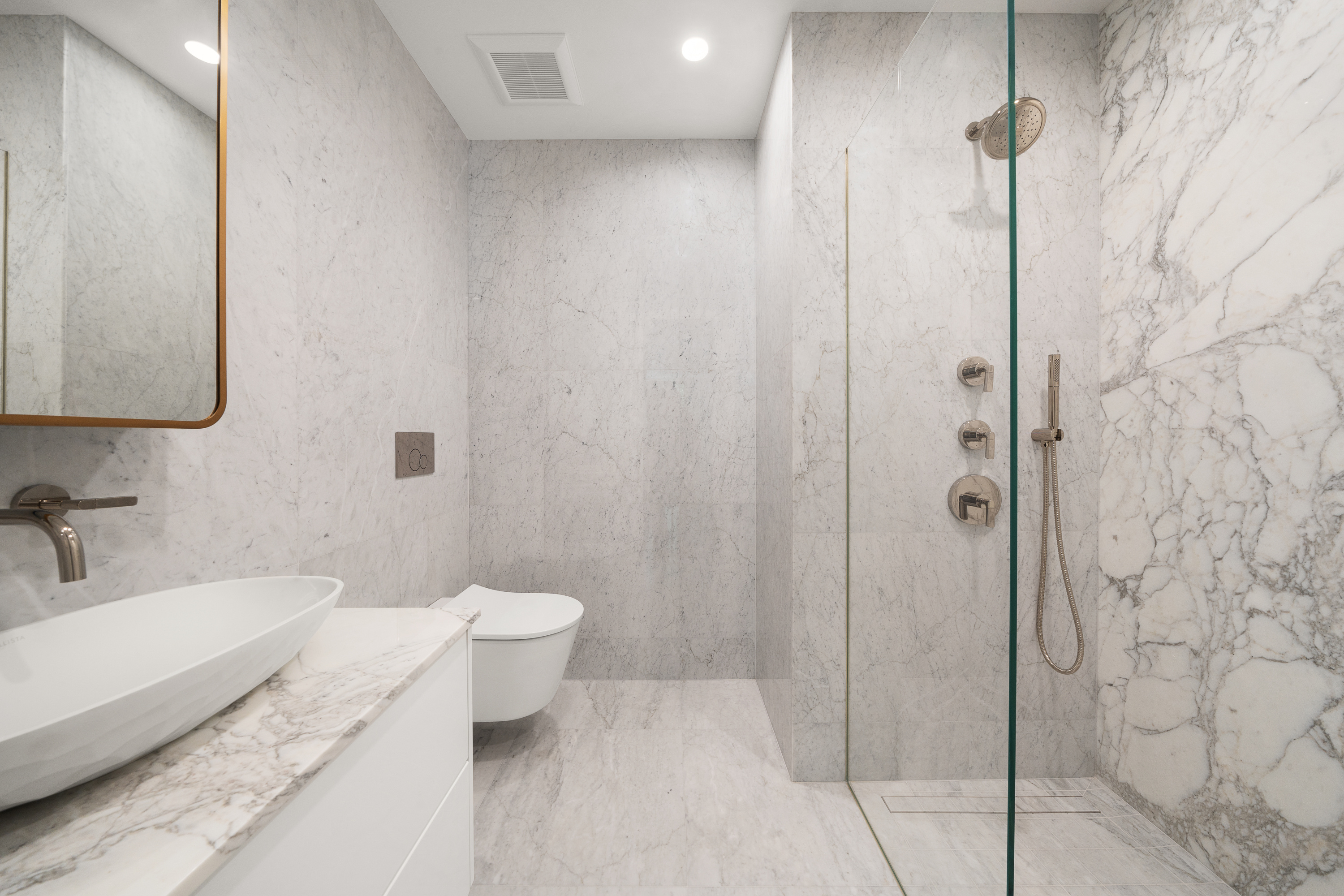 165 East 64th Street Manhattan, NY 10065 - Photo 22 of 37
