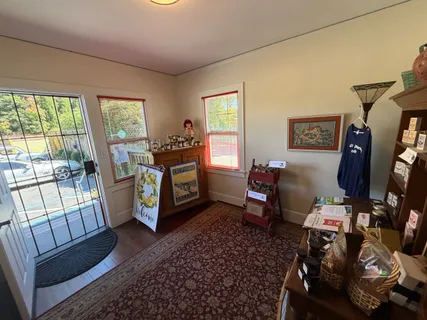 $899,000 | 720 East Washington Street, Petaluma, CA 94952