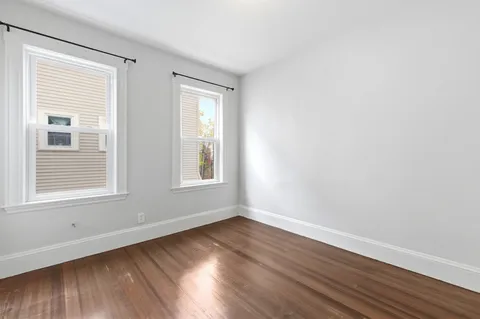 $620,000 | 20 Connecticut Avenue, Unit 2, Somerville, MA 02145