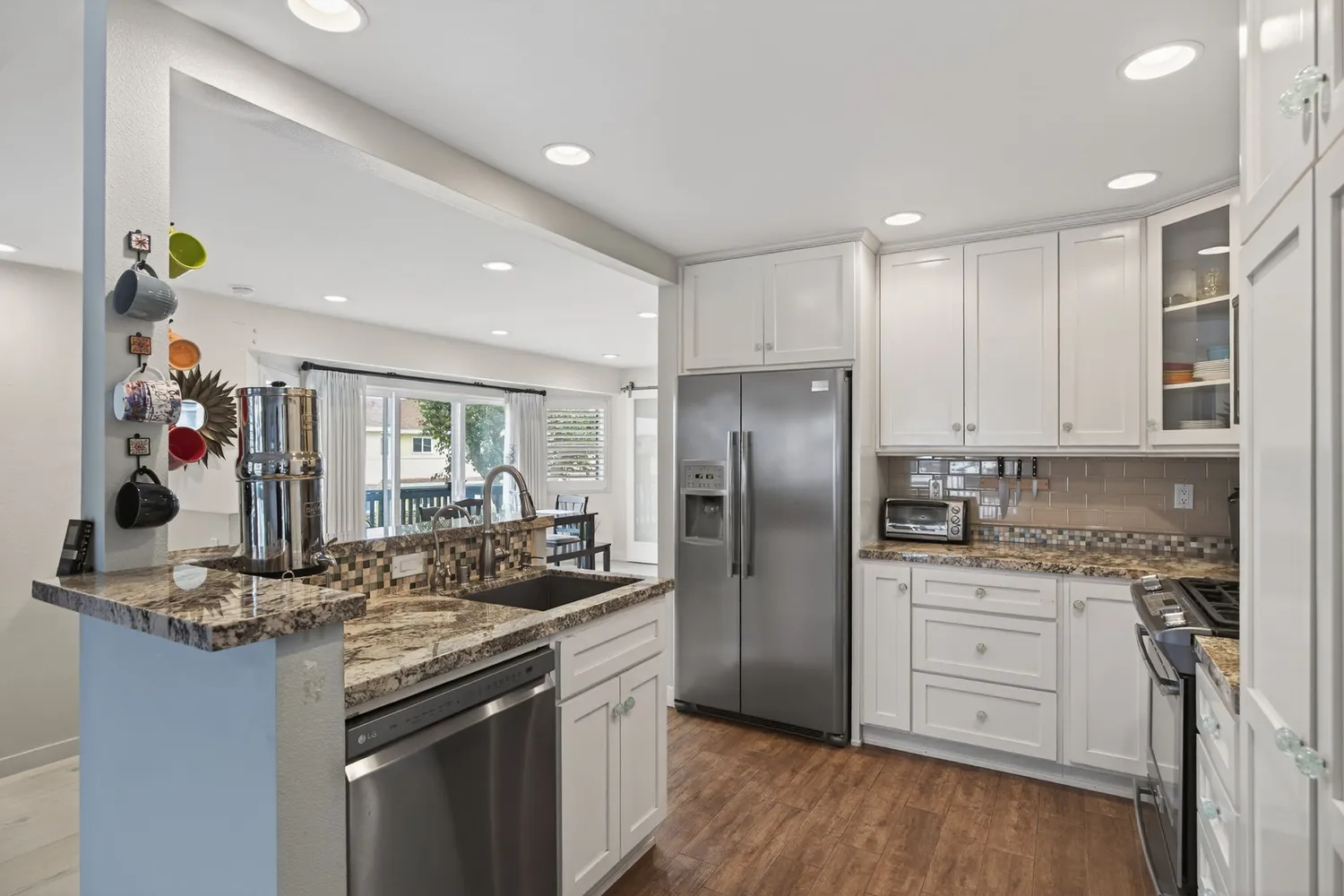 $949,000 | 1251 Mandalay Beach Road, Oxnard, CA 93035