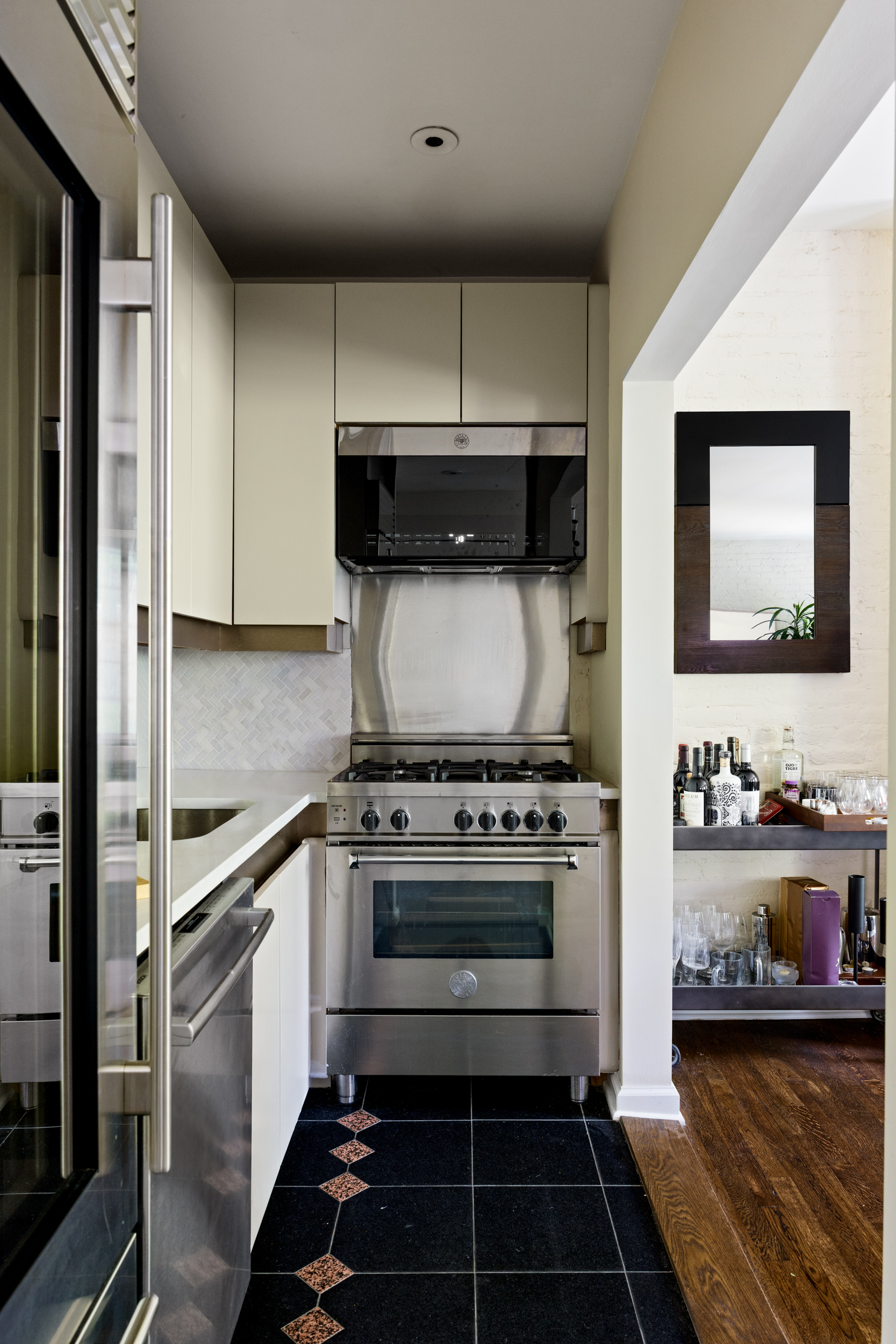 311 West 20th Street, Unit 3 Manhattan, NY 10011 - Photo 10 of 15