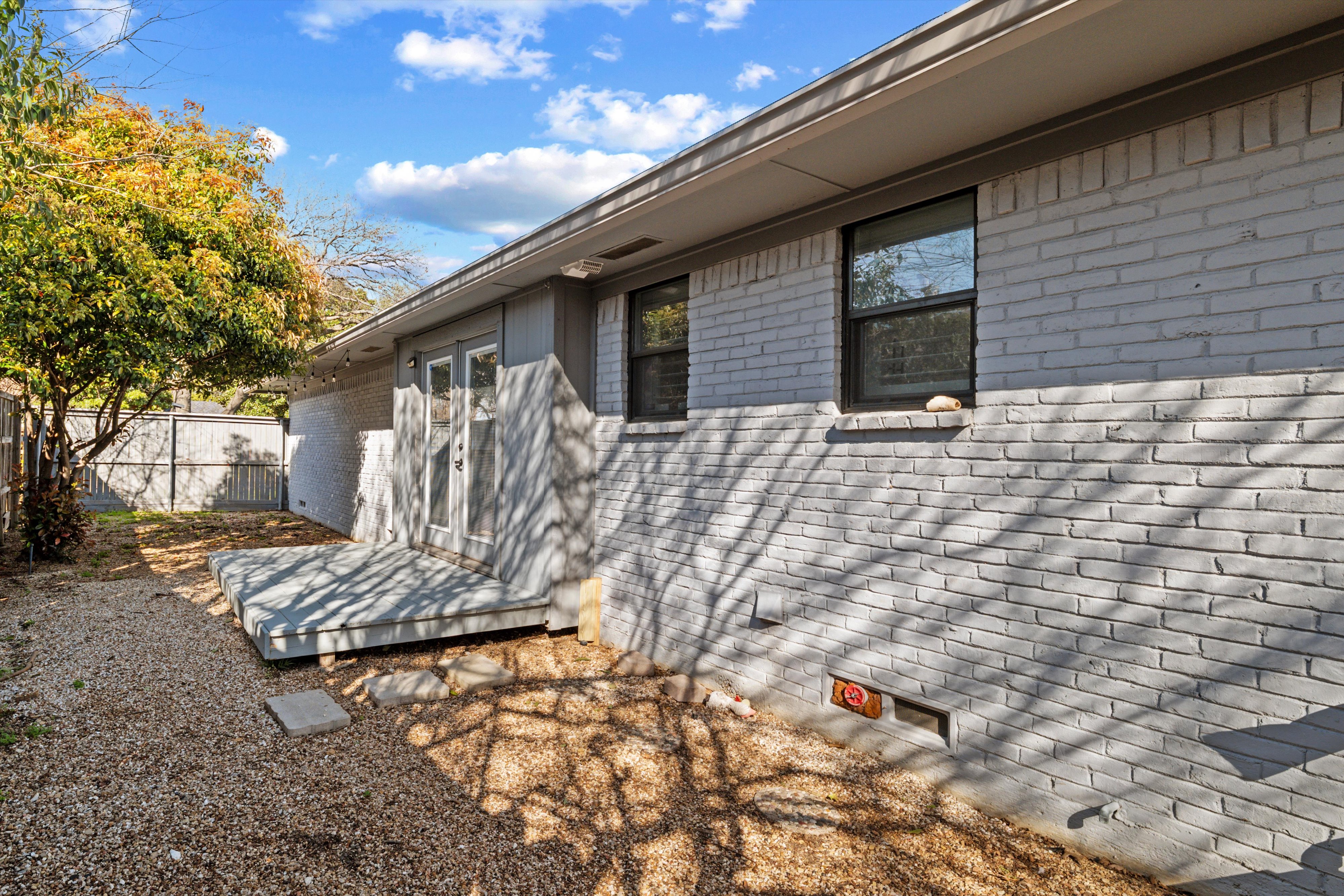 10717 Ferndale Road Dallas, TX 75238 - Photo 29 of 42