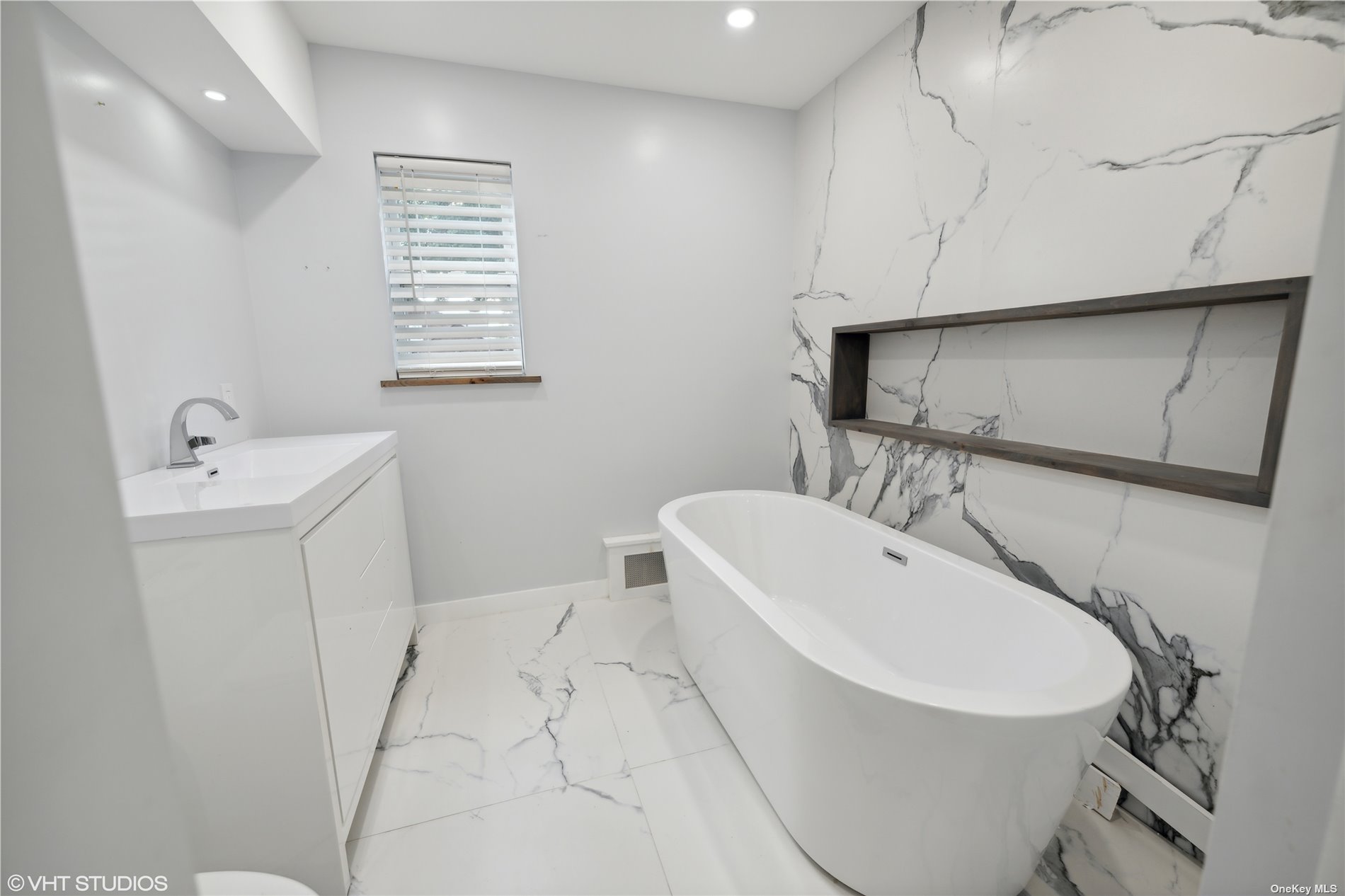 Flushing Queens, NY 11358 - Photo 13 of 20