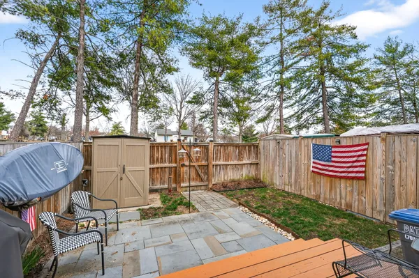 $600,000 | 8106 Kenova Lane, Springfield, VA 22153