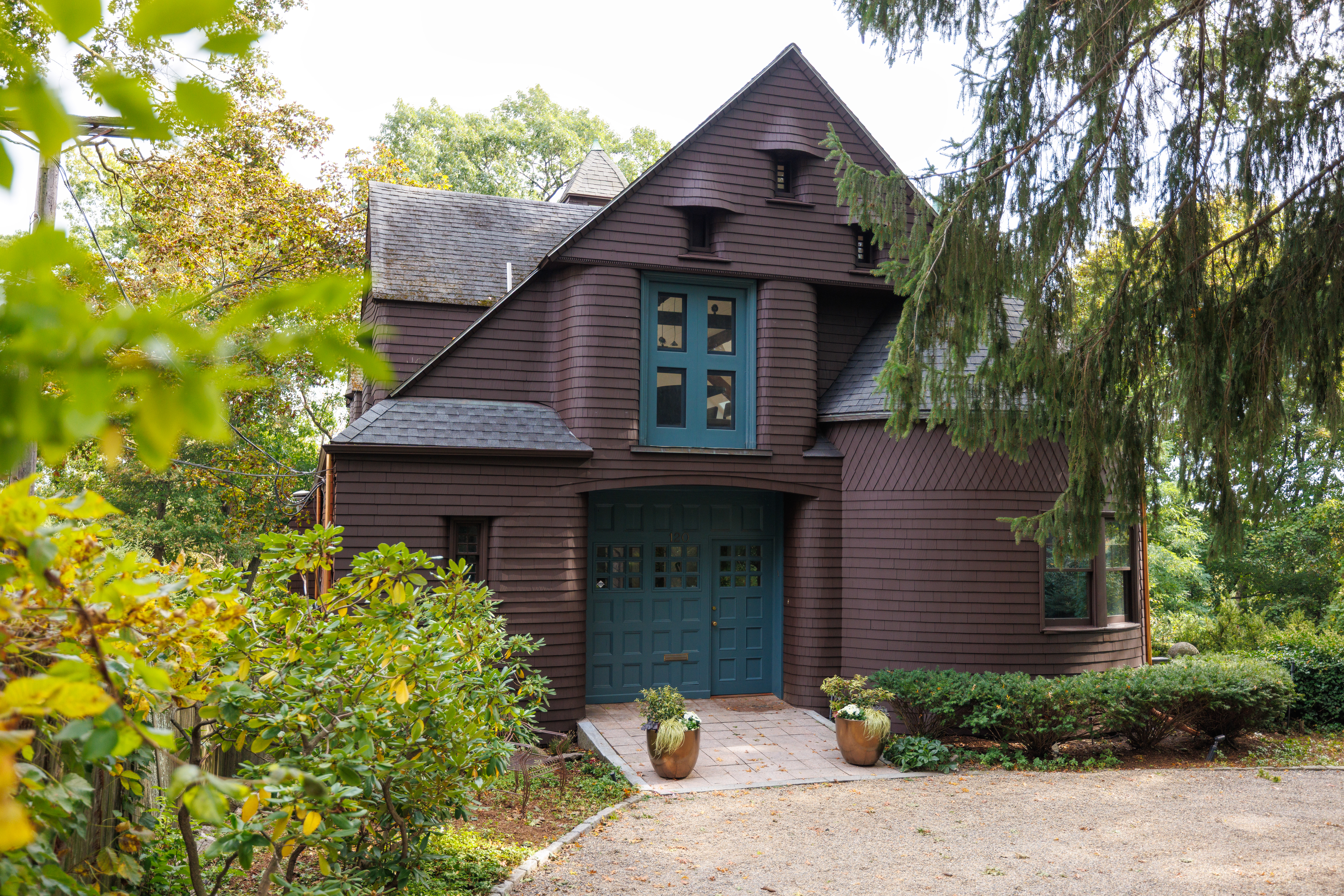 120 Rawson Road Brookline, MA 02445 - Photo 2 of 40 Gallery Image 2