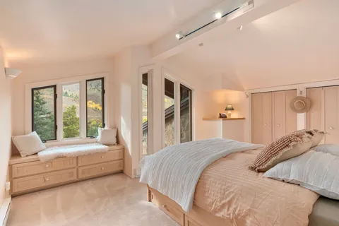 $2,495,000 | 12000 Palmer Creek Drive, Jackson, WY 83001