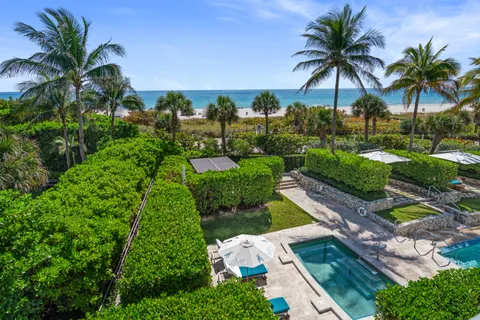 $4,770,000 | 5875 Collins Avenue, Unit 401/402, Miami Beach, FL 33140