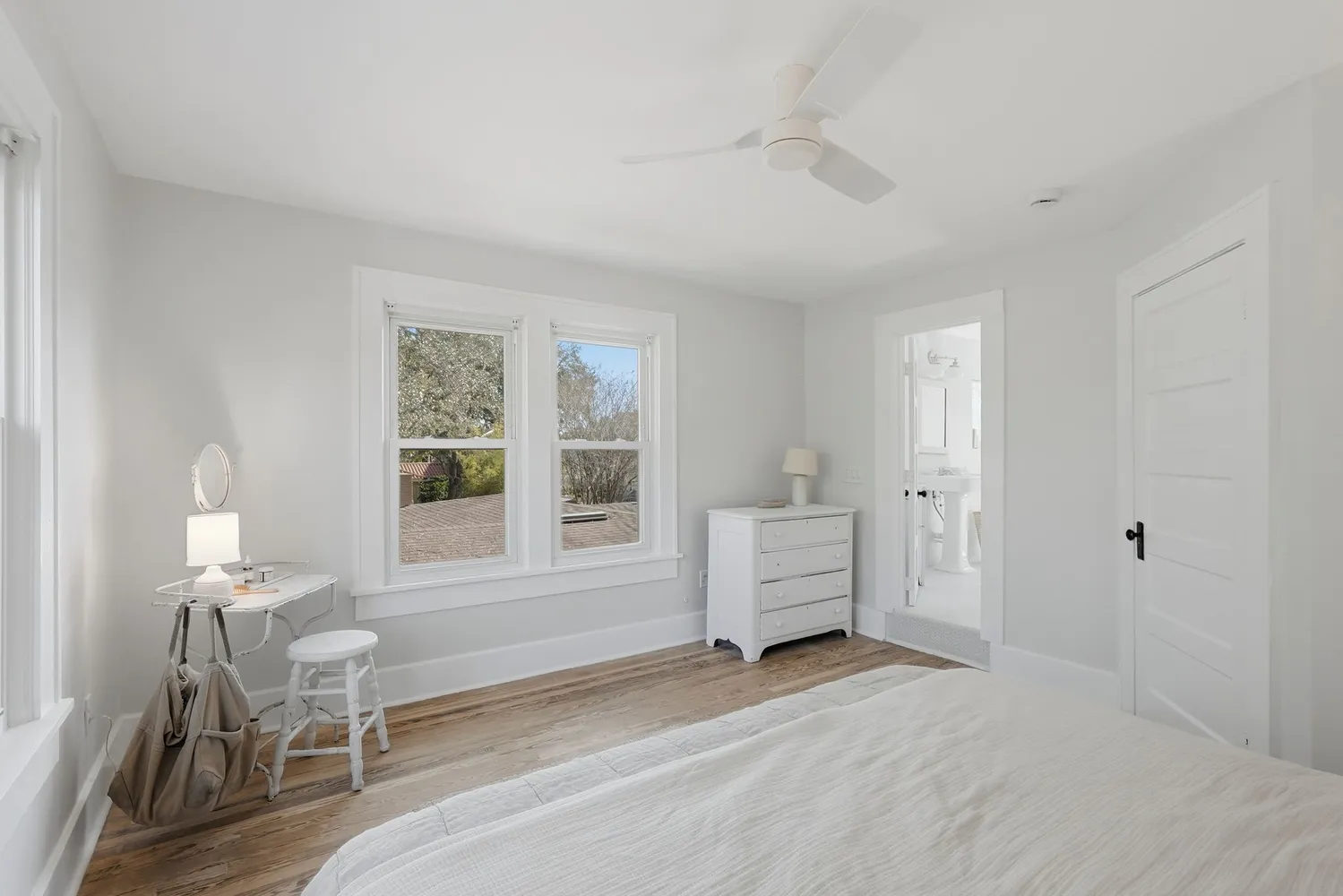 $1,560,000 | 246 19th Avenue Northeast, St. Petersburg, FL 33704