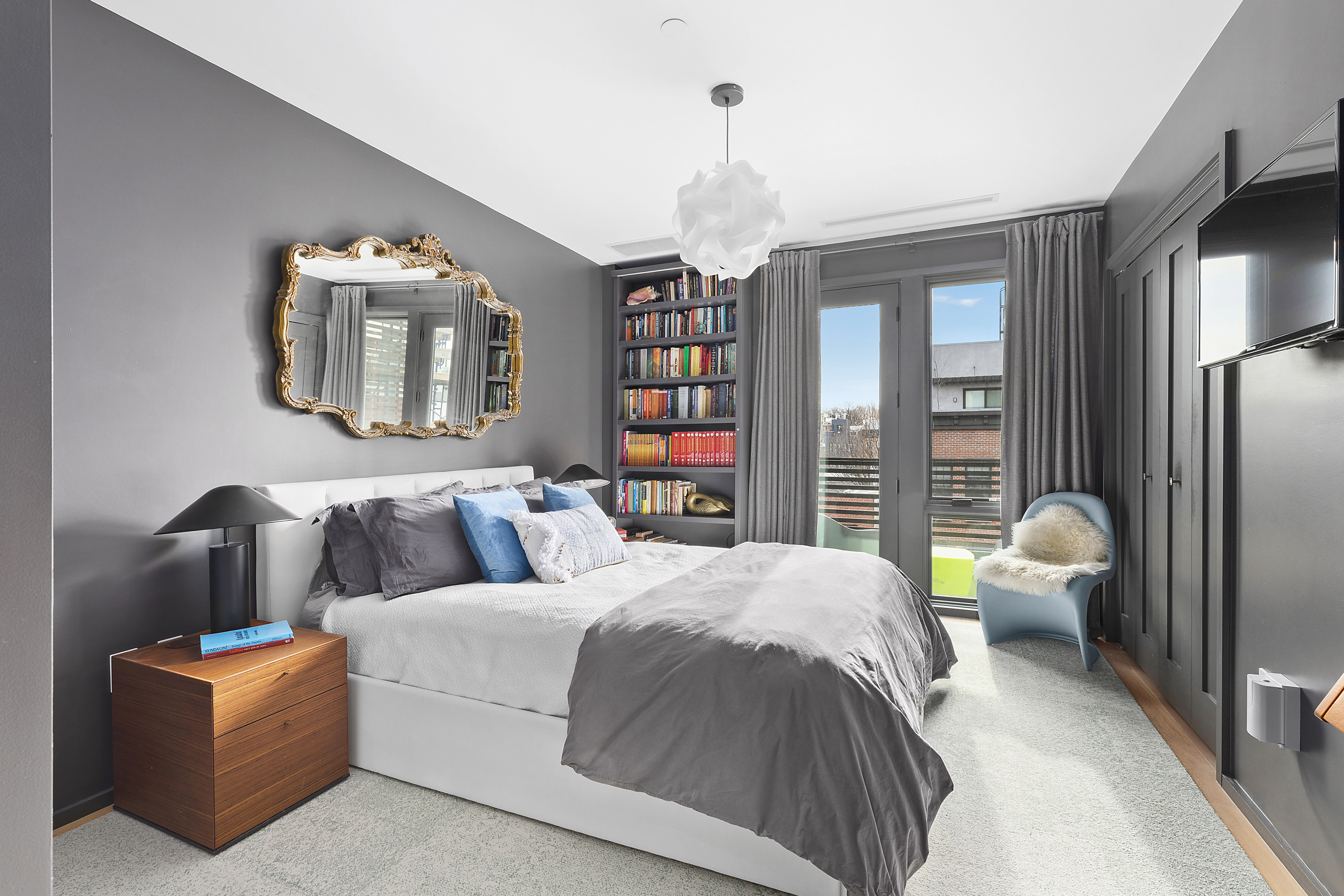 323 20th Street, Unit 4 Brooklyn, NY 11215 - Photo 5 of 11