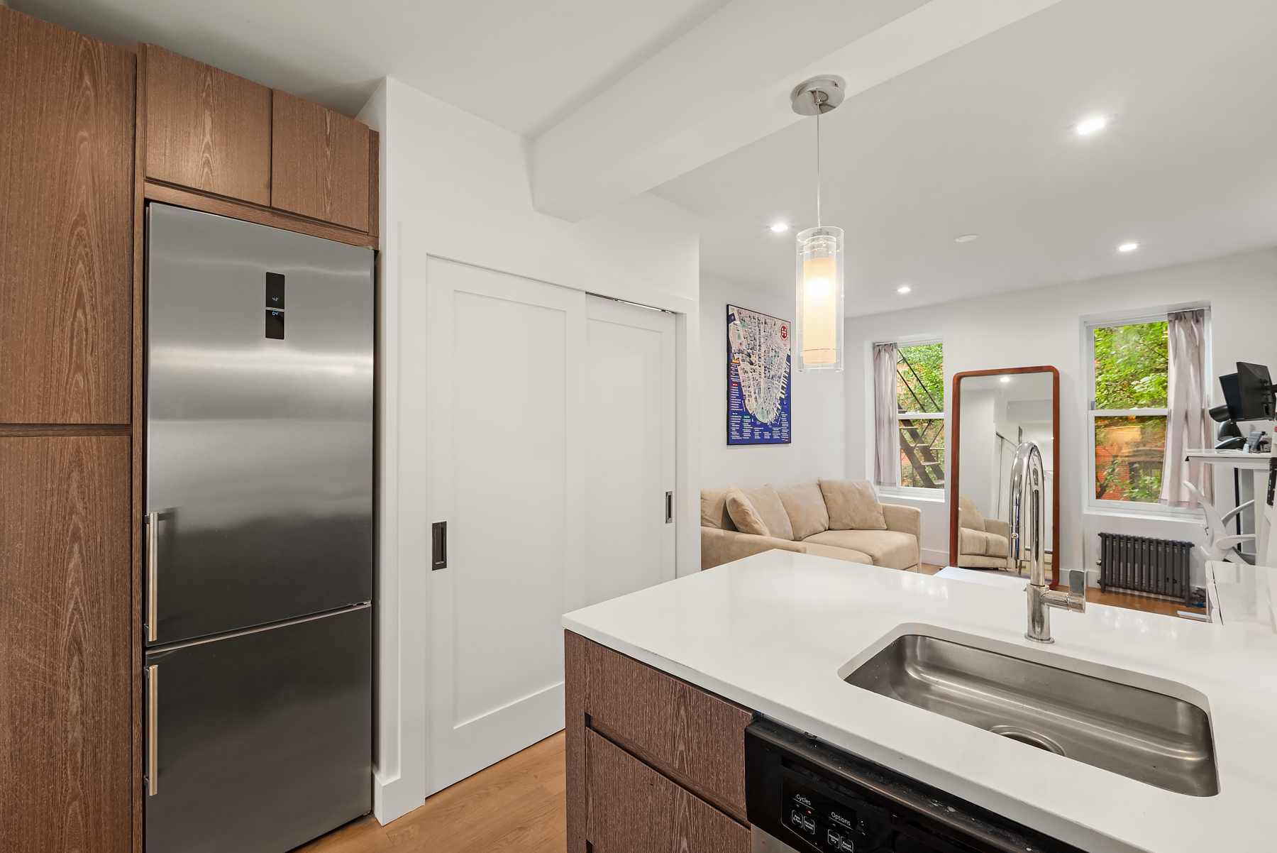 88 Charles Street, Unit 3A Manhattan, NY 10014 - Photo 4 of 11 Gallery Image 4