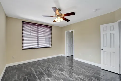 $575,000 | 1033 Northeast 17th Way, Unit 1201, Fort Lauderdale, FL 33304