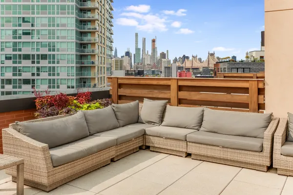 $3,400 | 25-19 43rd Avenue, Unit 809 | Long Island City