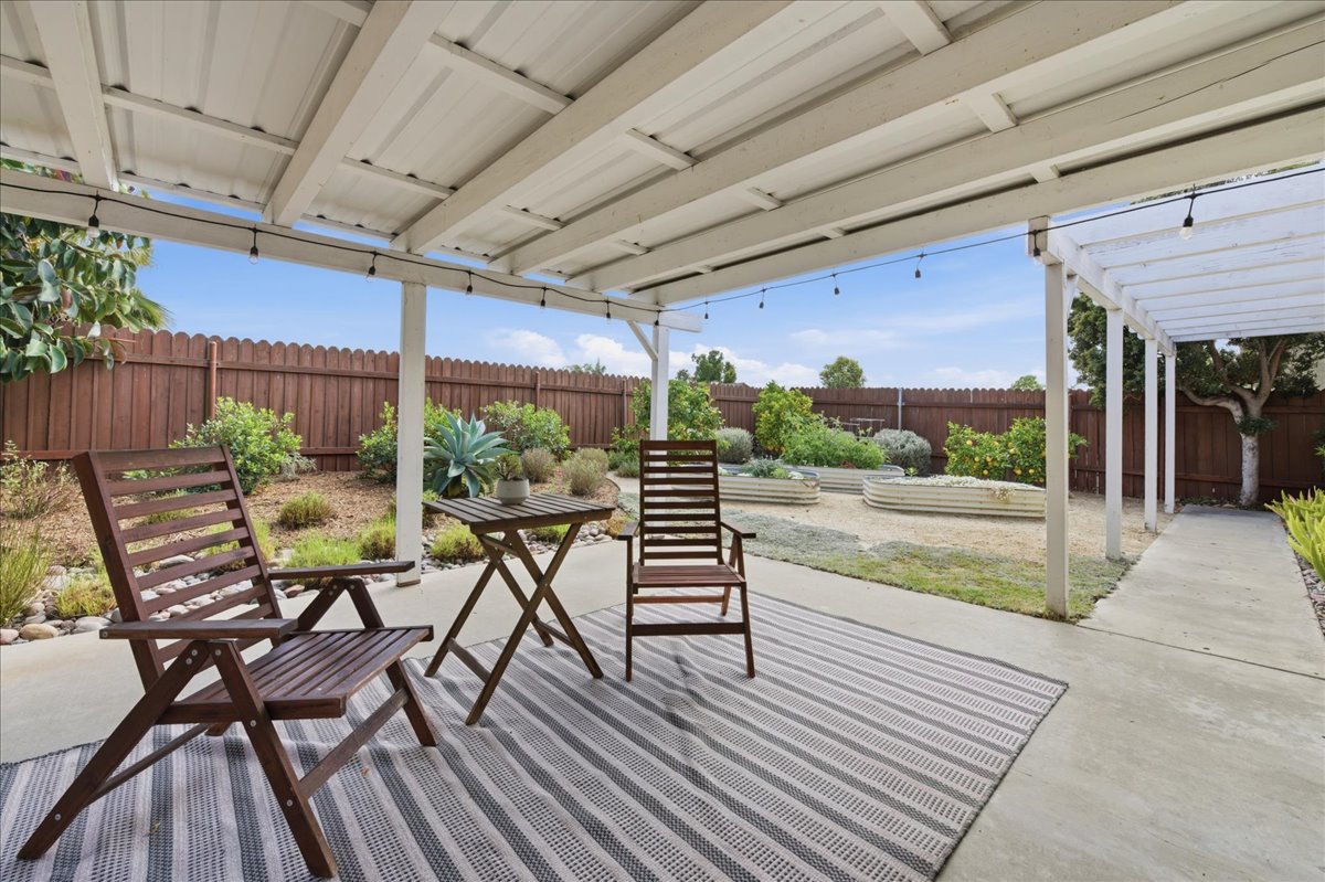 7843 Jade Coast Road San Diego, CA 92126 - Photo 17 of 25