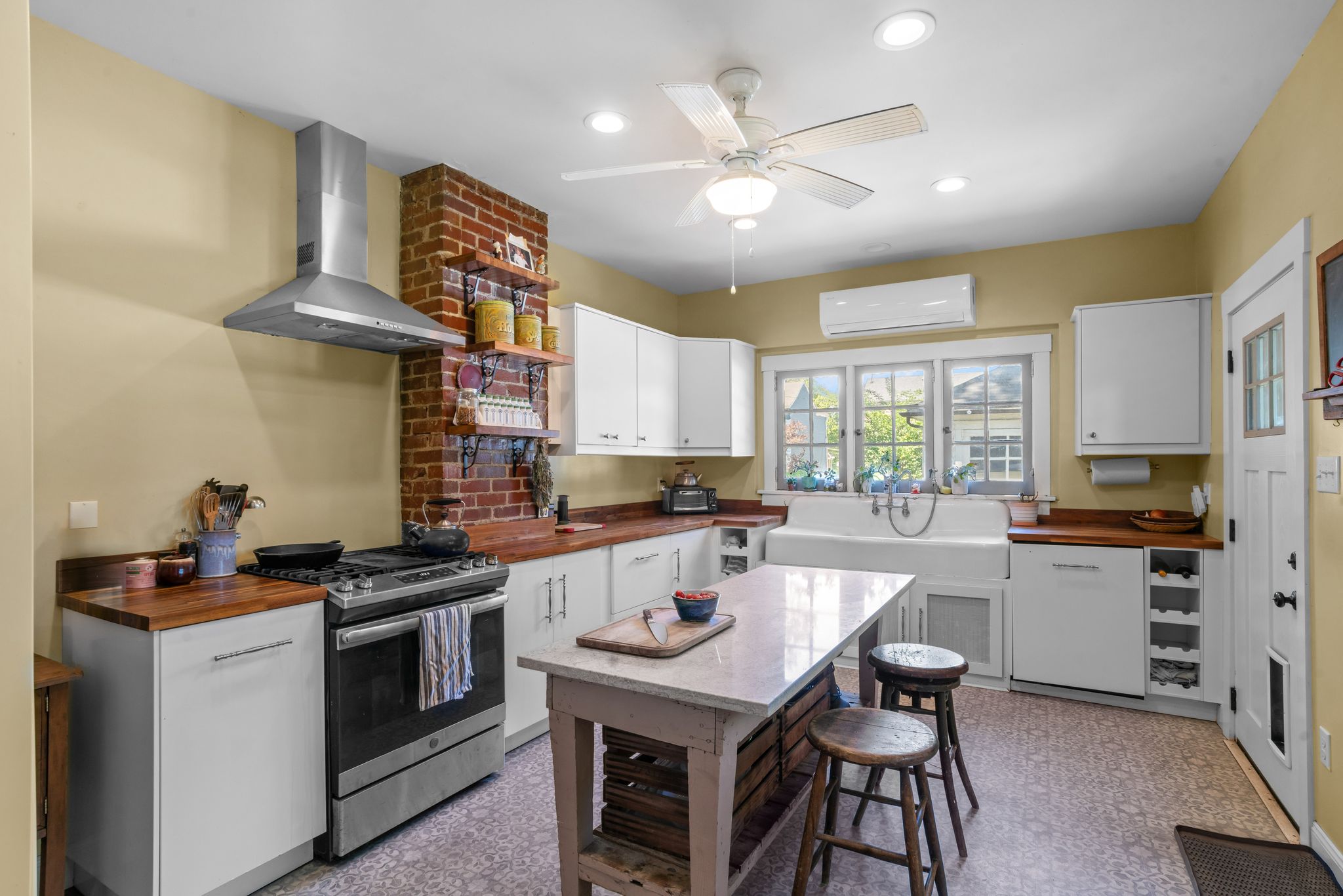 149 Homestead Street Pittsburgh, PA 15218 - Photo 24 of 77
