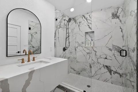 $2,380,000 | 13624 Trautwein Road, Austin, TX 78737