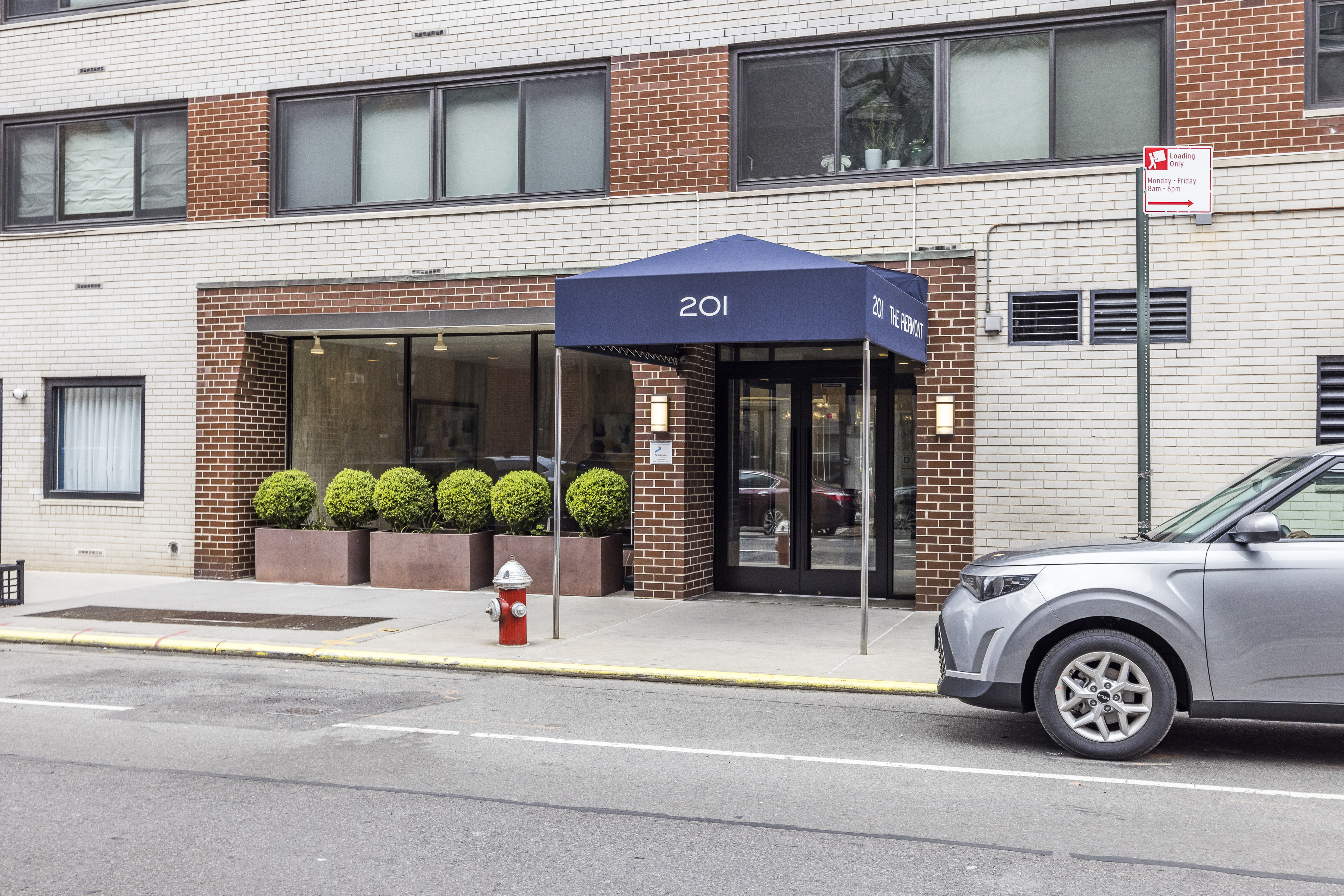 201 West 21st Street, Unit 7D Manhattan, NY 10011 - Photo 9 of 13