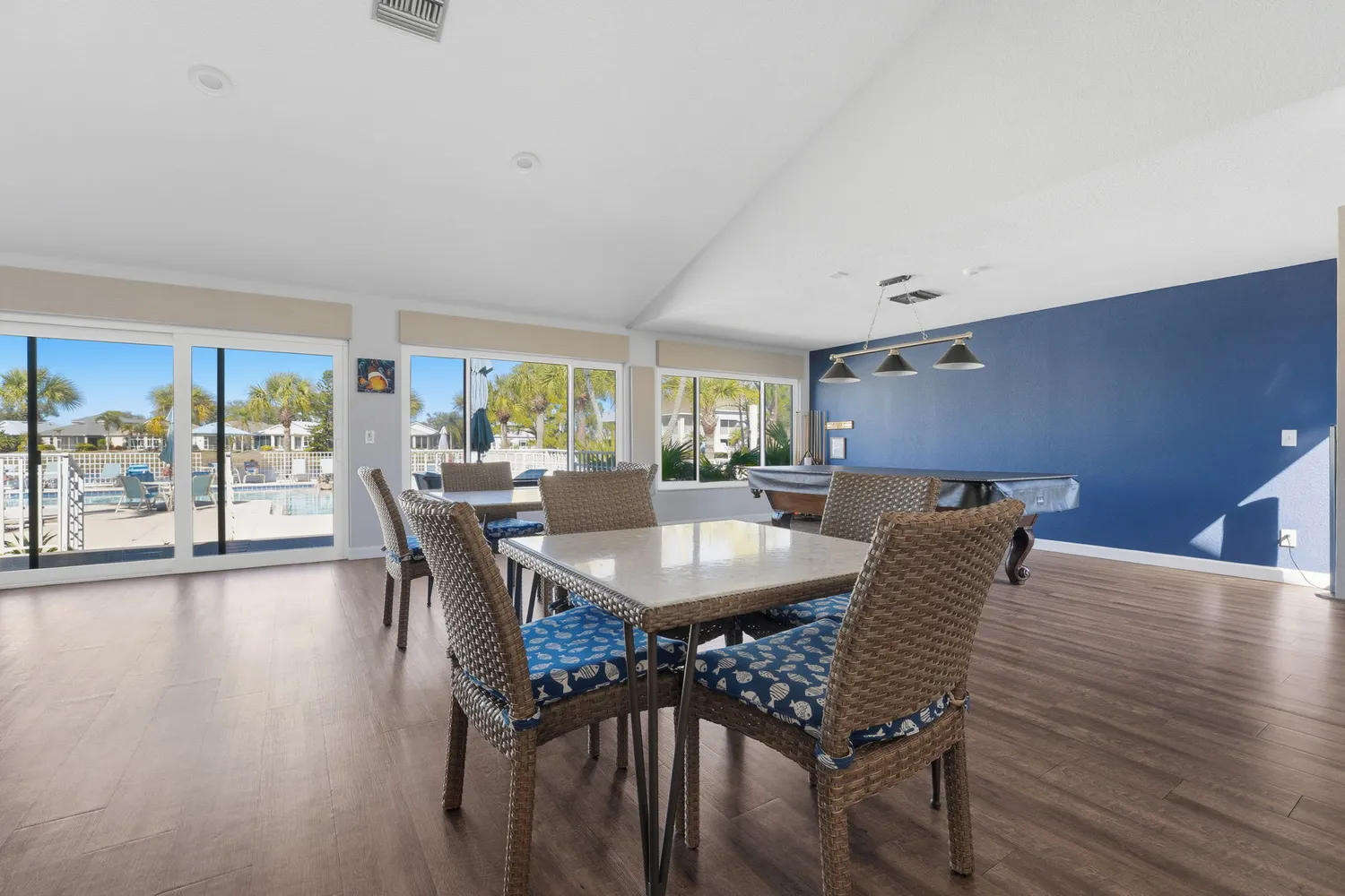 $297,500 | 304 108th Street West, Unit 110, Bradenton, FL 34209