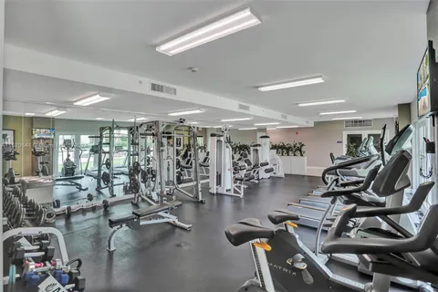 $460,000 | 3000 Coral Way, Unit 412, Miami, FL 33145