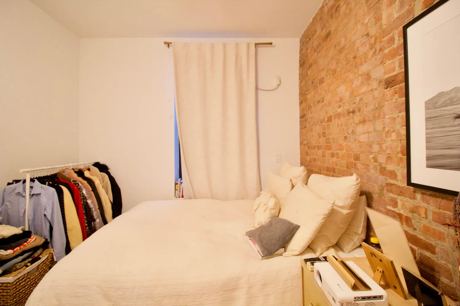 $3,400 | 134 Union Street, Unit 2R | Columbia Street Waterfront