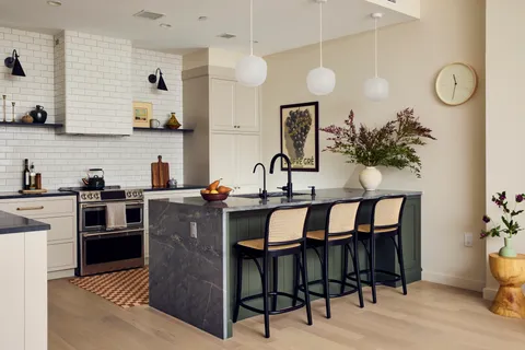 $2,850,000 | 1080 Lorimer Street, Unit 1F | Greenpoint