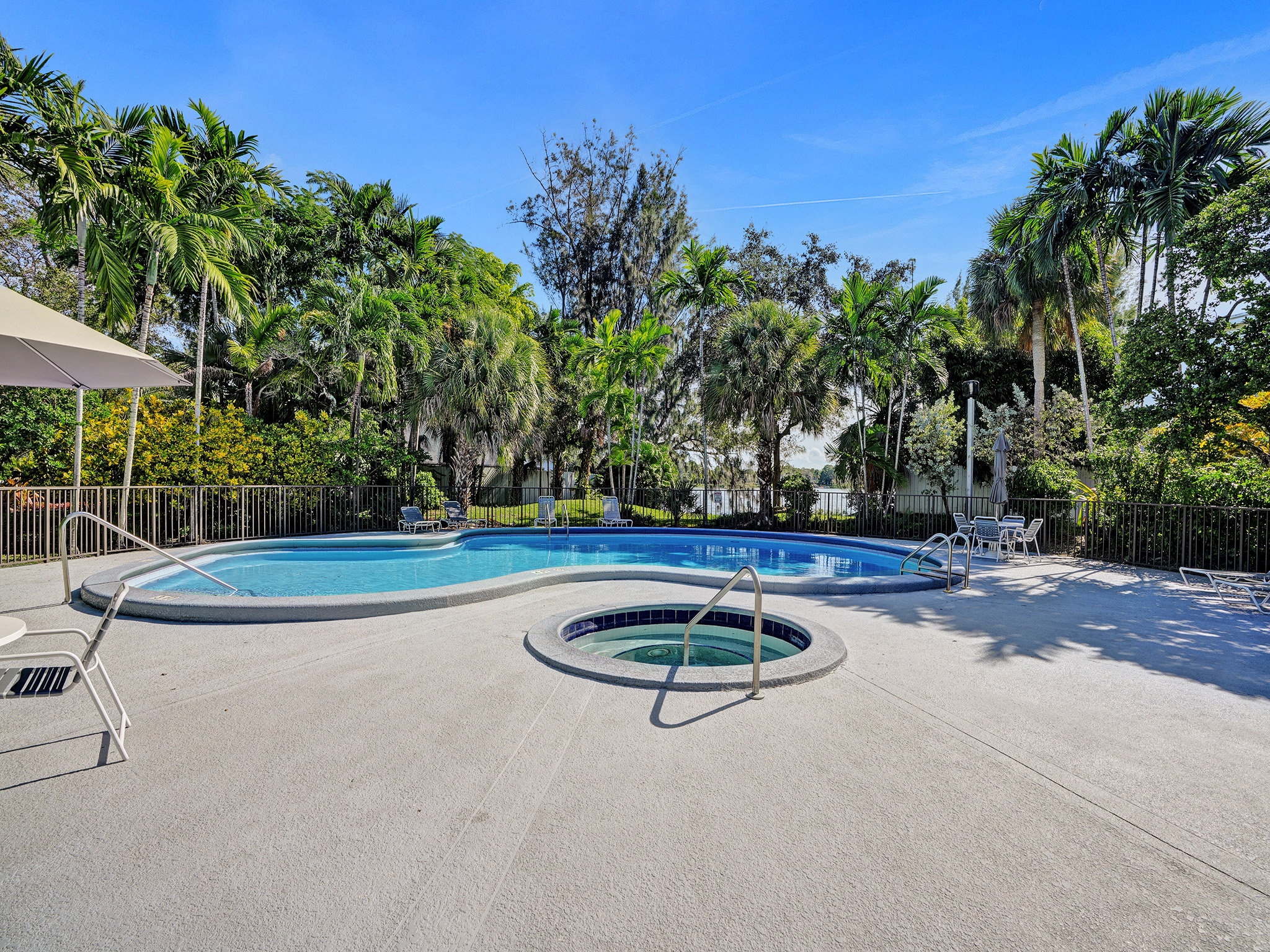 4863 Southwest 71st Place Miami, FL 33155 - Photo 52 of 54