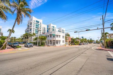 $4,250,000 | 7643 Harding Avenue, Miami Beach, FL 33141