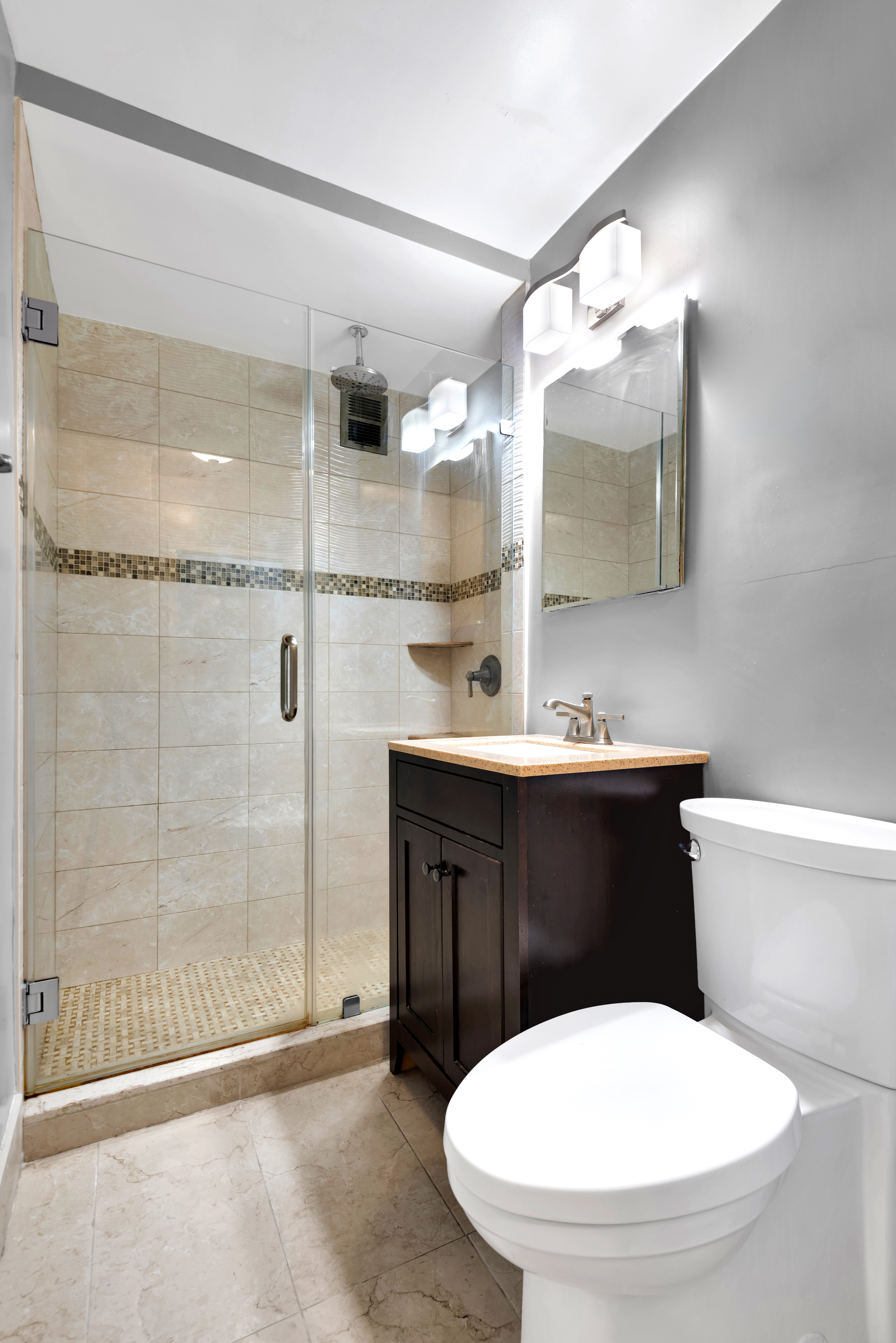 1 Gracie Terrace, Unit 2K Manhattan, NY 10028 - Photo 5 of 6