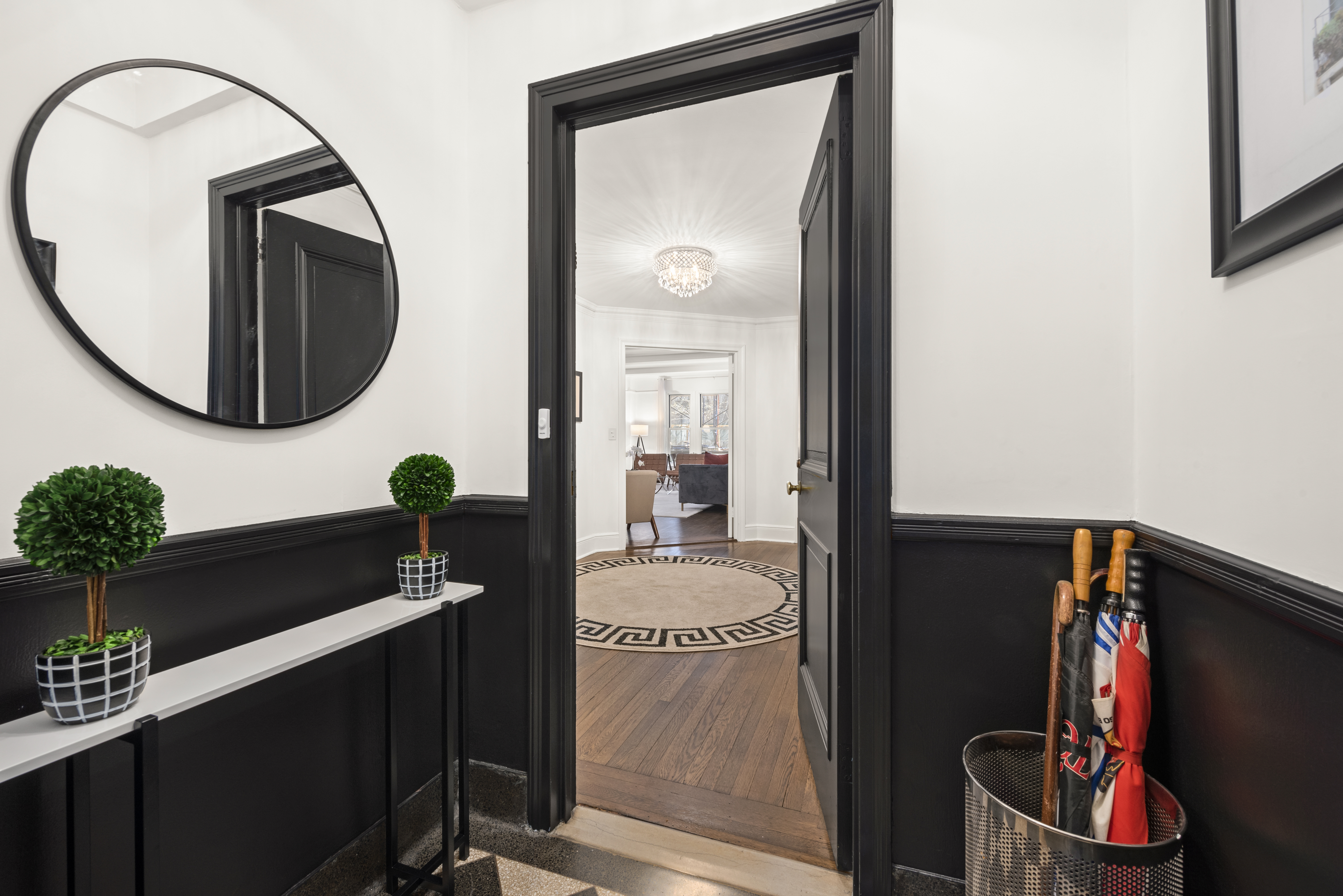 320 East 72nd Street, Unit 2C Manhattan, NY 10021 - Photo 2 of 14