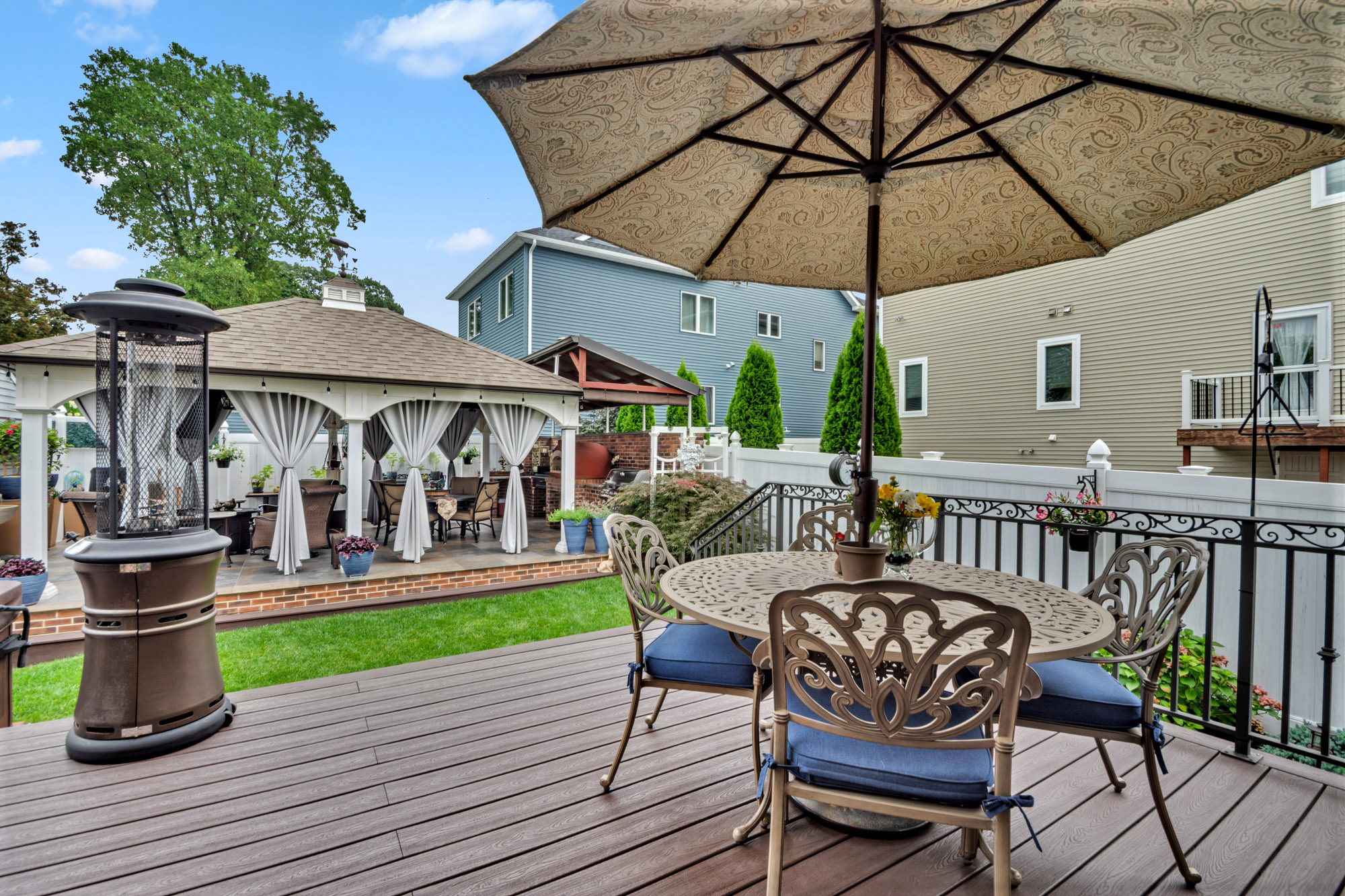 909 Jewett Avenue Staten Island, NY 10314 - Photo 49 of 65 a view of a chair and table on the deck