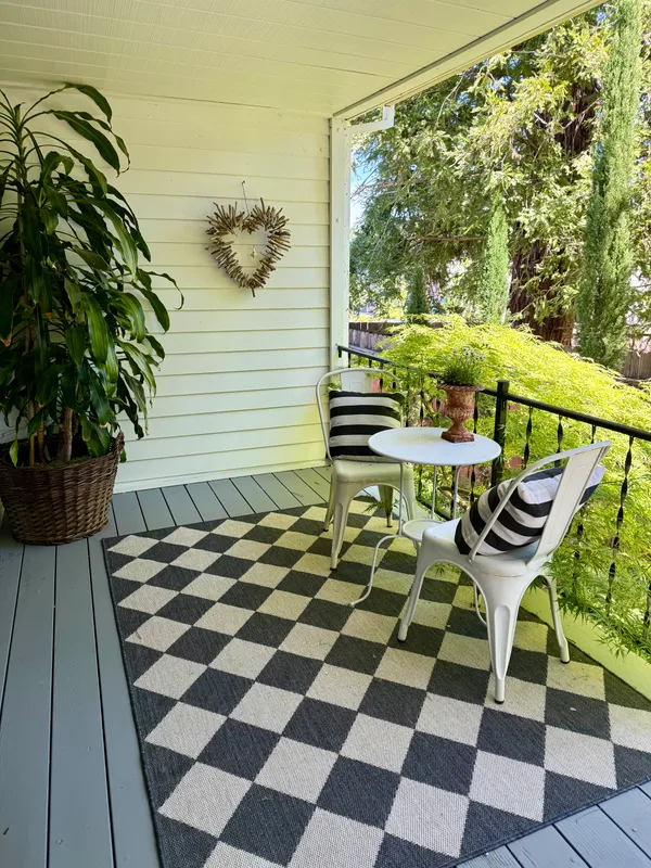 Contact Agent | 301 Powell Avenue, Unit A, Healdsburg, CA 95448