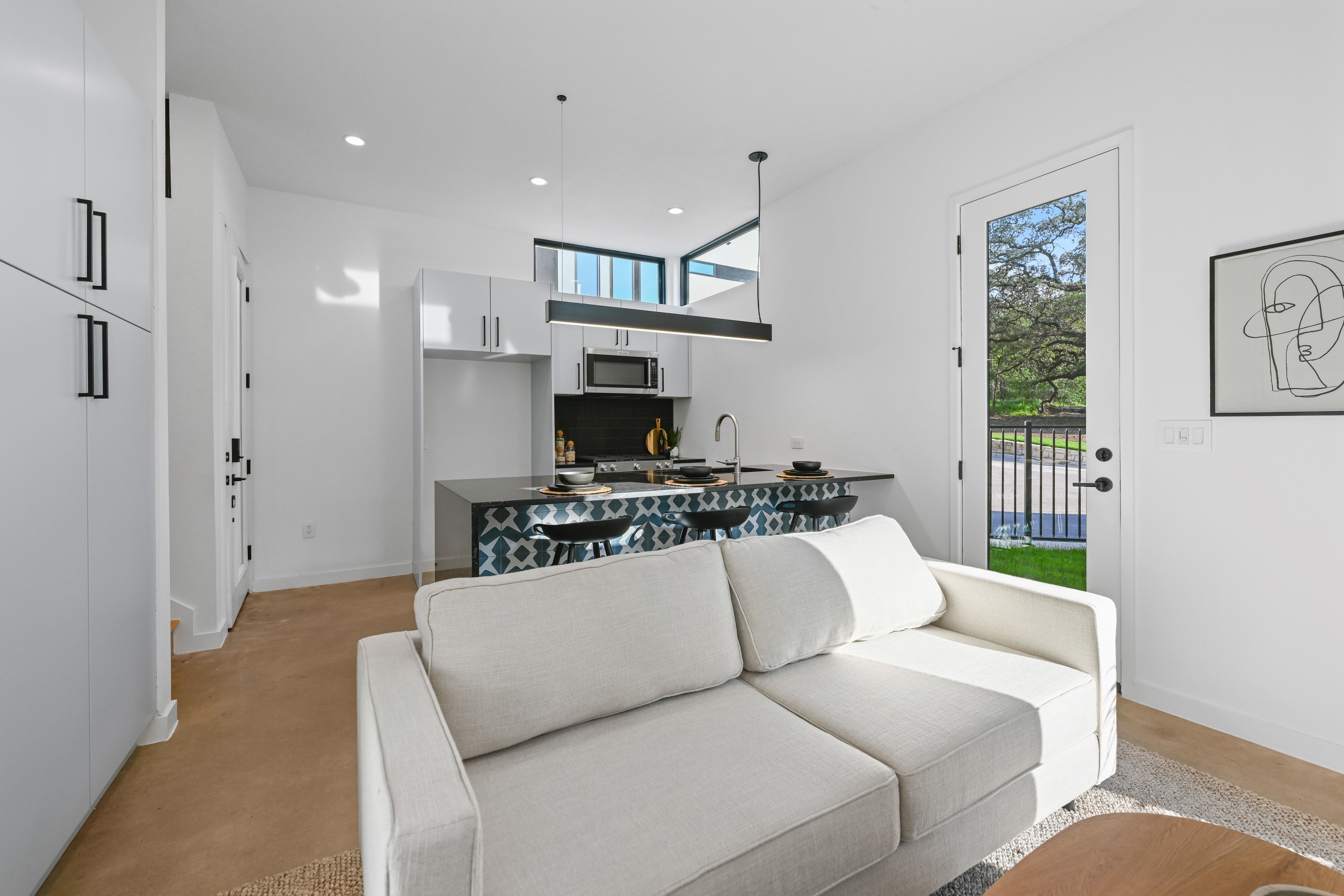 219 Lessin Lane, Unit 15 Austin, TX 78704 - Photo 12 of 53 Gallery Image 12