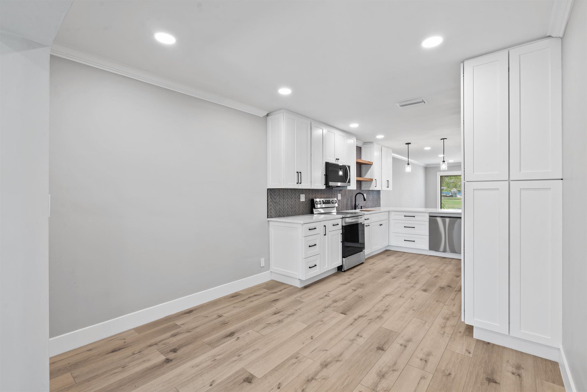 2602 Northeast 5th Avenue Boca Raton, FL 33431 - Photo 13 of 50 Gallery Image 13