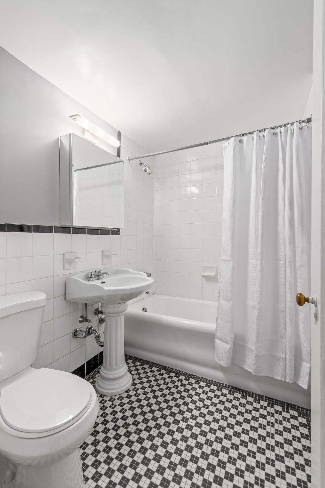 201 West 16th Street, Unit 15G Manhattan, NY 10011 - Photo 8 of 16