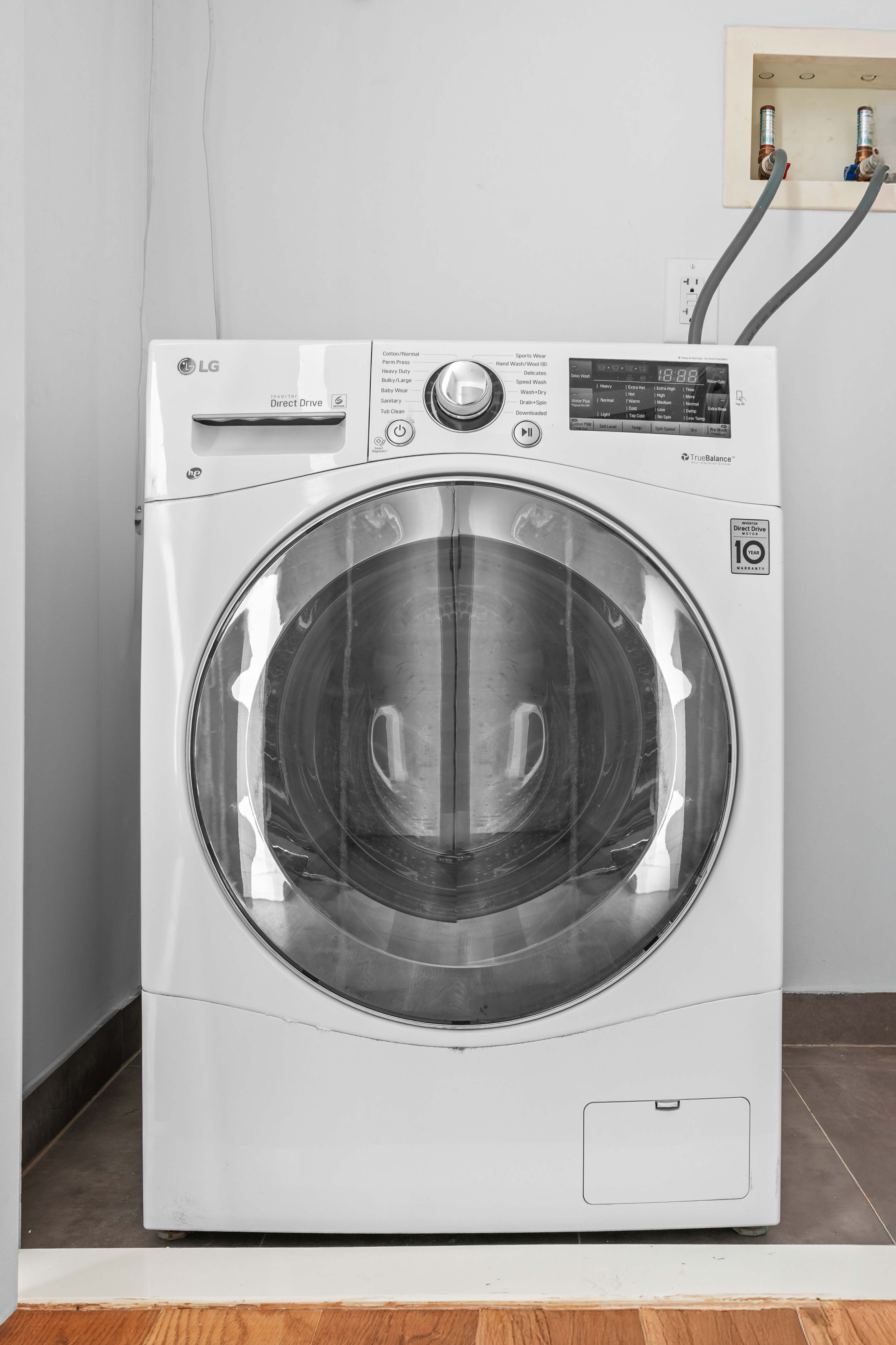 1143 Lafayette Avenue, Unit 4B Brooklyn, NY 11221 - Photo 6 of 9 a close view of washer and dryer