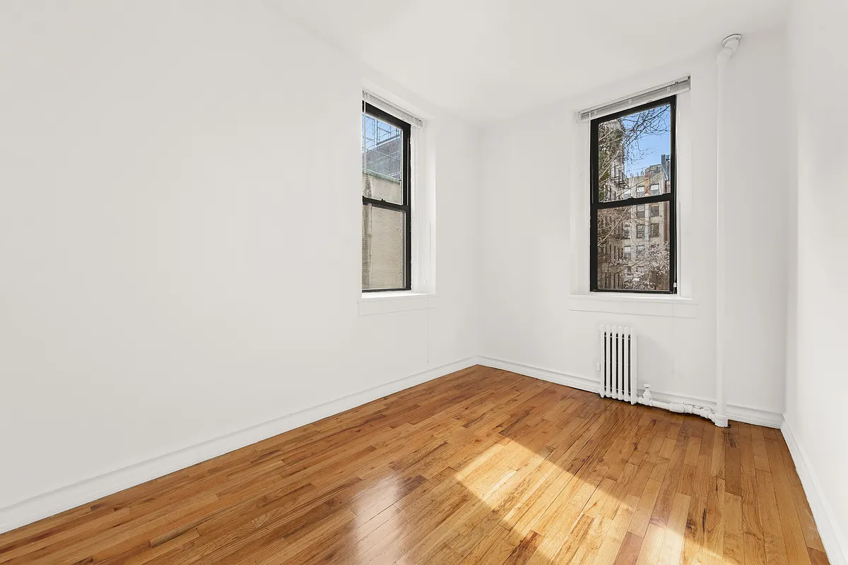 149 Sullivan Street, Unit 2B Manhattan, NY 10012 - Photo 3 of 6