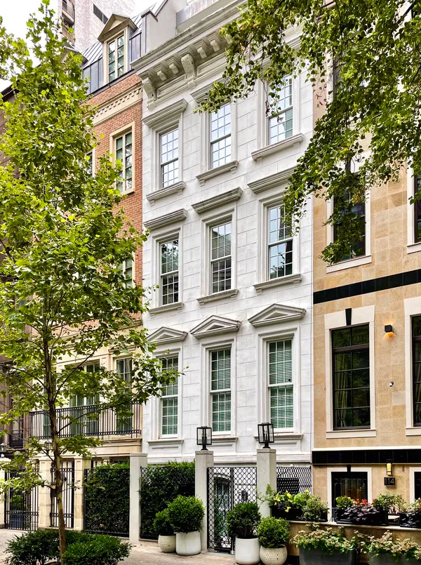 $14,995,000 | 116 East 61st Street | Lenox Hill