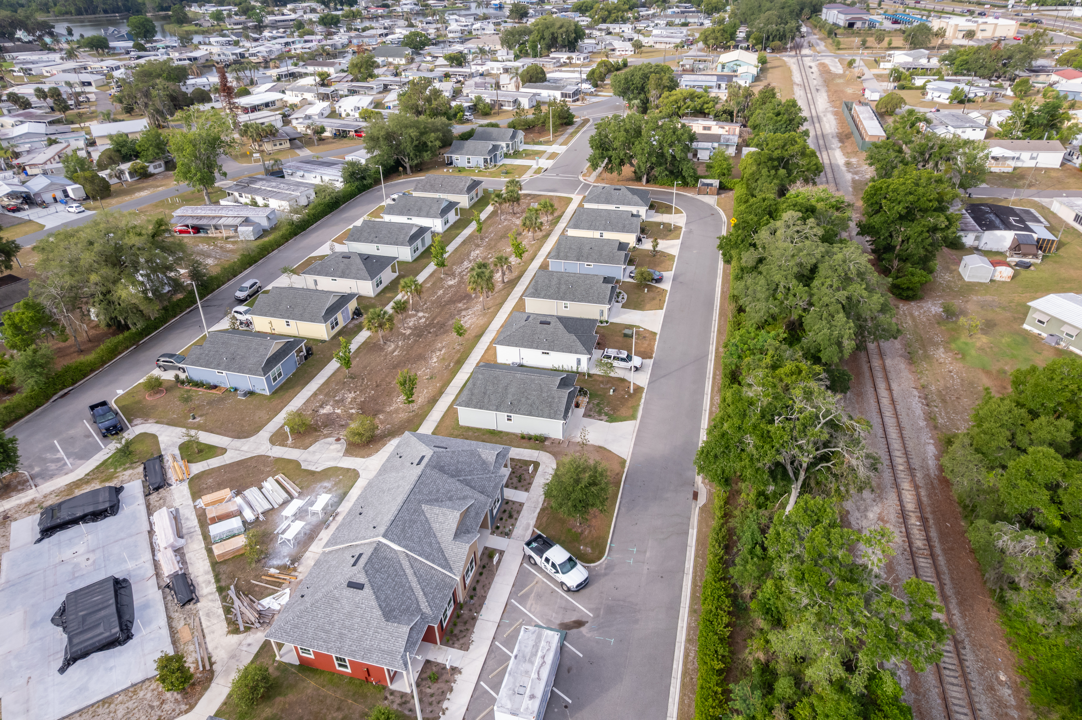1360 Cottage Circle Tavares, FL 32778 - Photo 19 of 25 an aerial view of a city