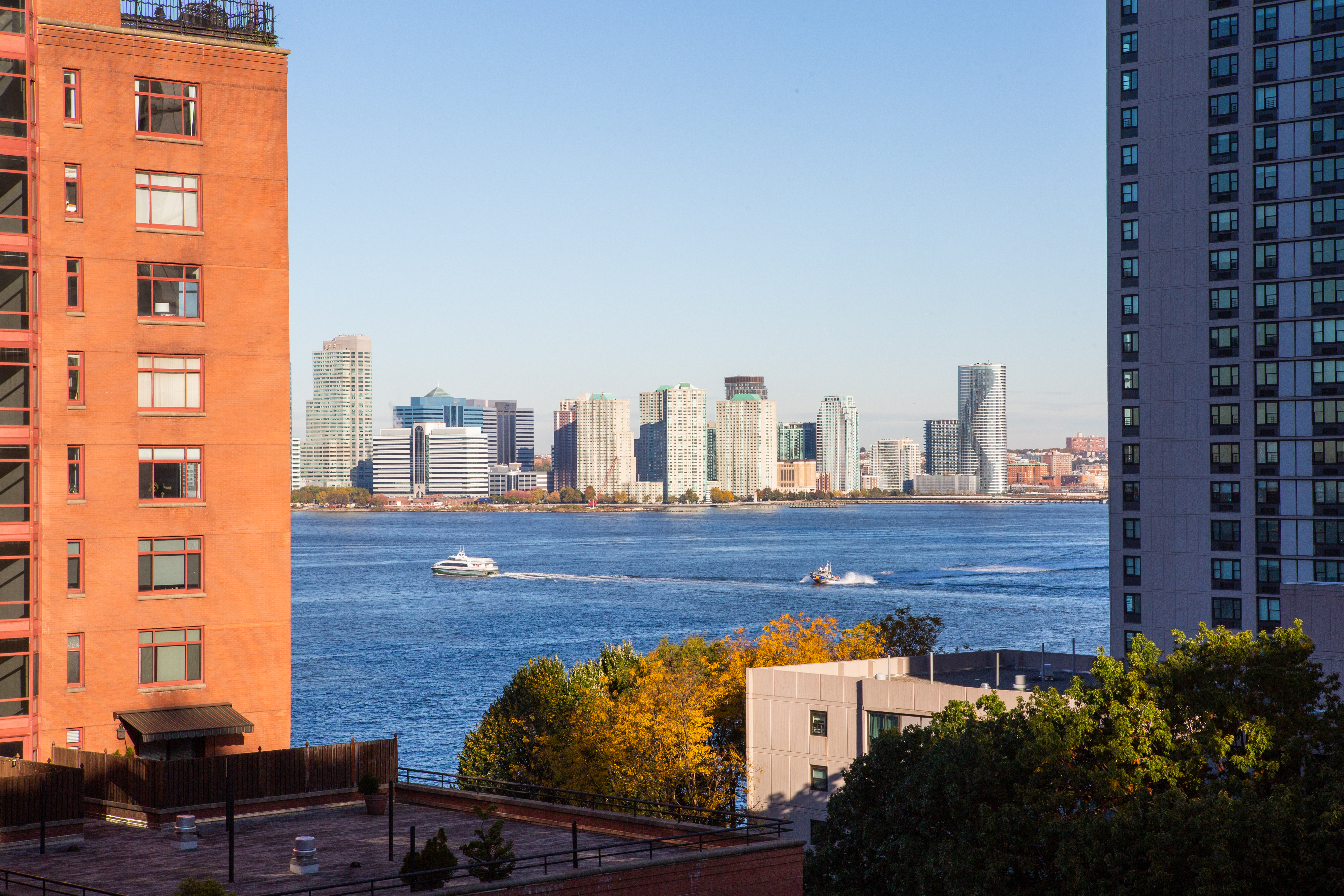 333 Rector Place, Unit 1102 Manhattan, NY 10280 - Photo 7 of 12