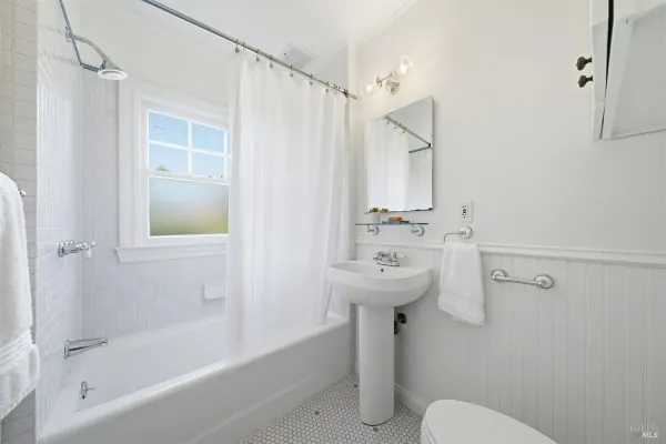 $1,299,000 | 26 Hawthorne Avenue, San Anselmo, CA 94960