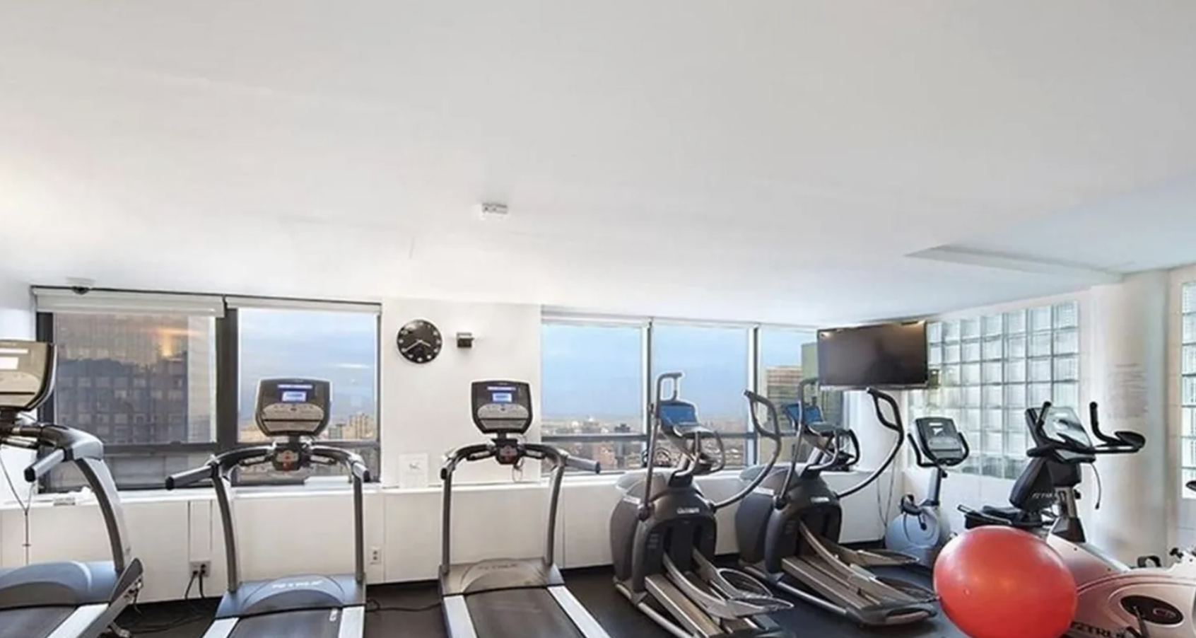 240 East 47th Street, Unit 9C Manhattan, NY 10017 - Photo 11 of 13