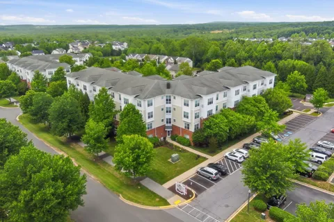 $277,854 | 14241 Kings Crossing Boulevard, Unit 411, Boyds, MD 20841
